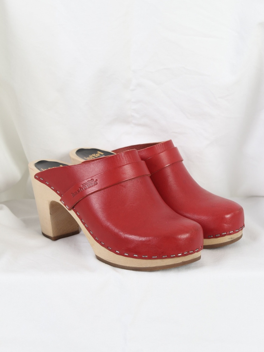 Hasbeens Toffel Swedish Born Red Leather Clog Mules with Wood Block Heel size 38 - Picture 7 of 9